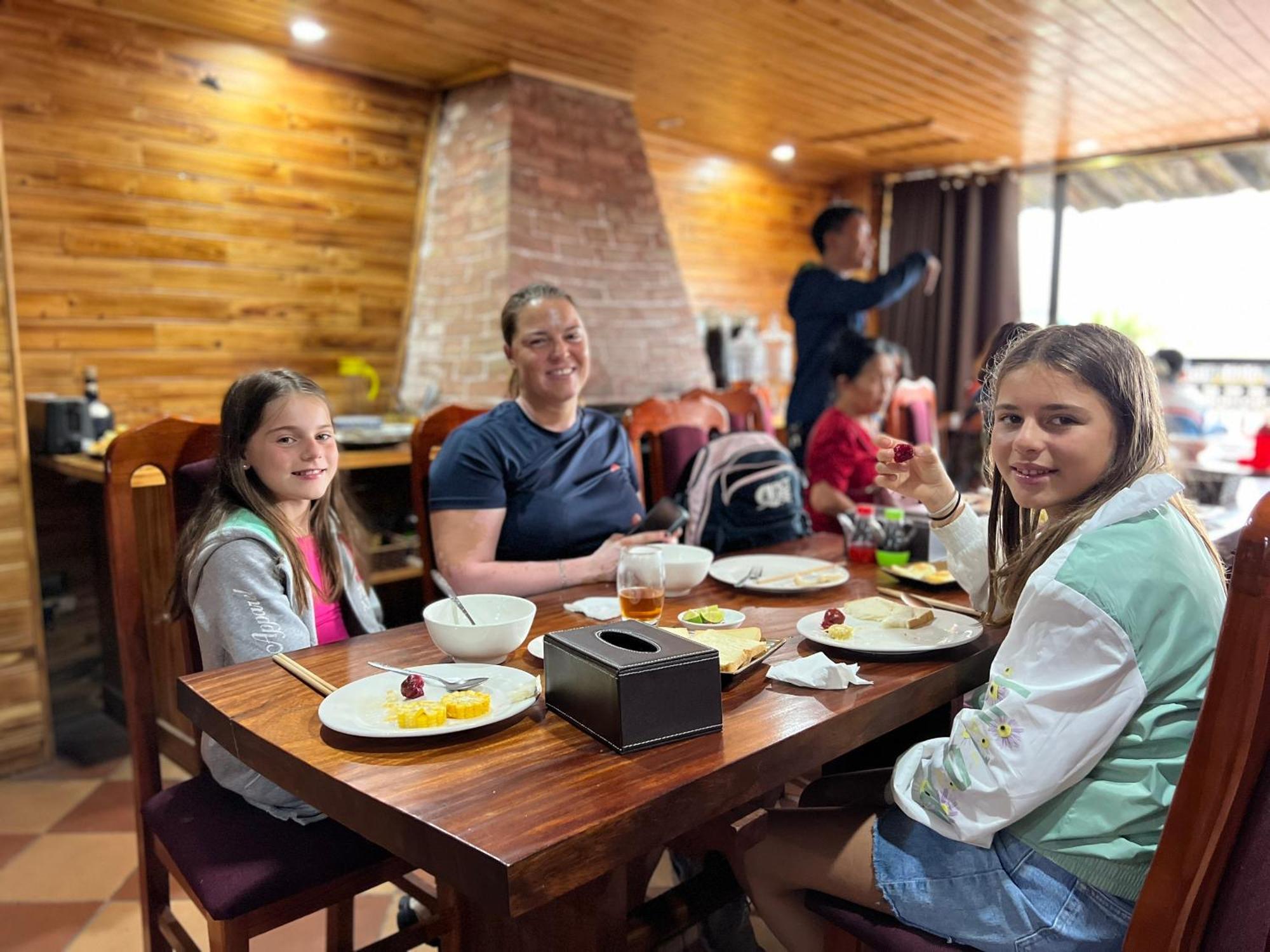 Sapa Full House Hotel Luaran gambar